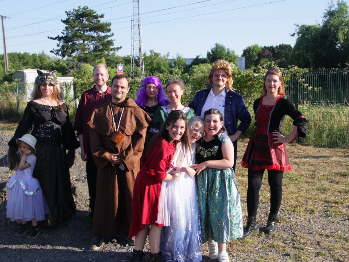 🎭 Retour enchanté sur le défilé du 13 juillet ! 🎭